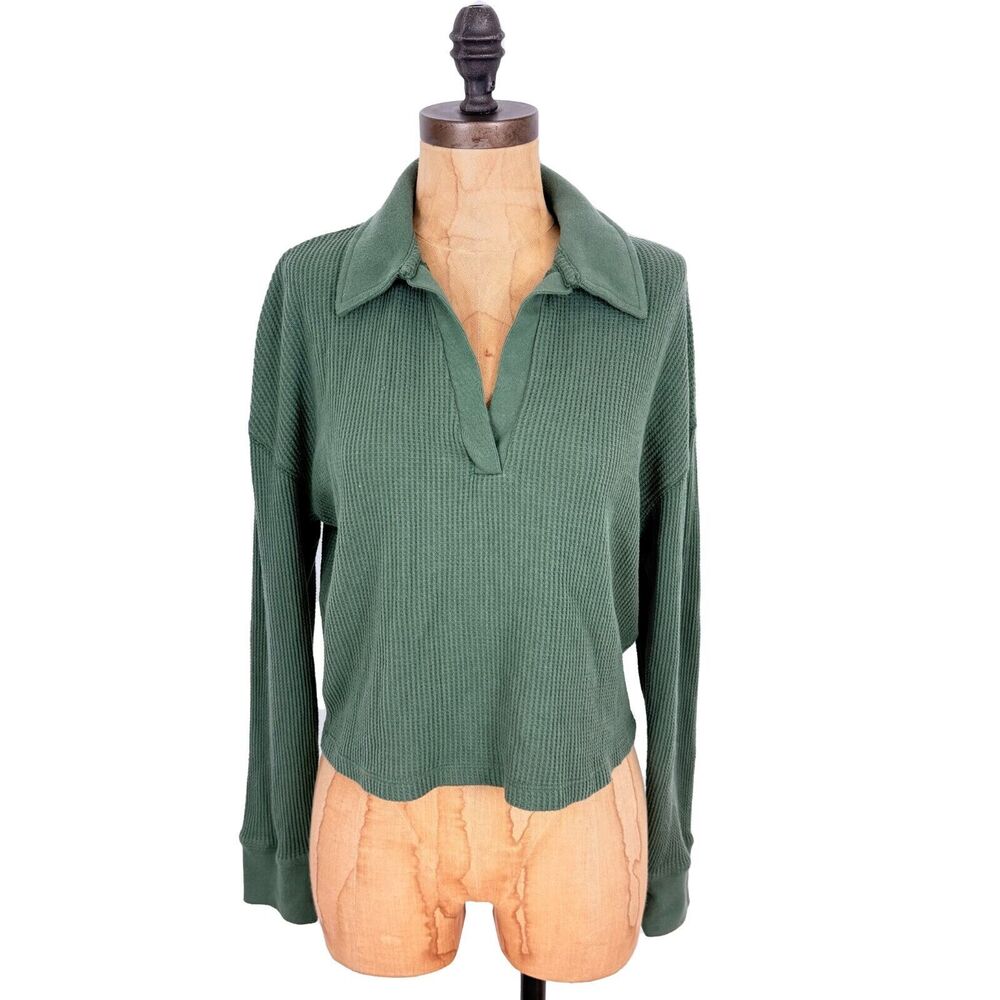 ABERCROMBIE & FITCH Waffle Polo Cropped Thermal Top S Green Long Sleeve EUC B52